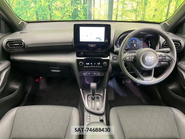 Toyota YARIS CROSS 2025-10 8318325-1