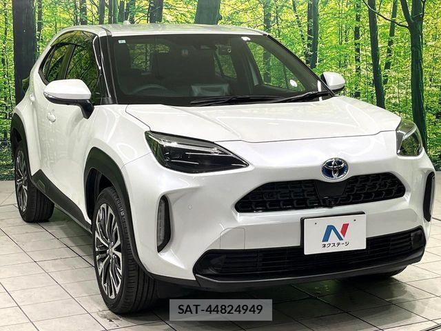 Toyota YARIS CROSS 2024-01 8318327-15