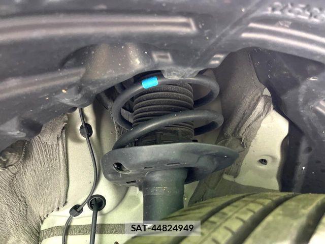 Toyota YARIS CROSS 2024-01 8318327-19