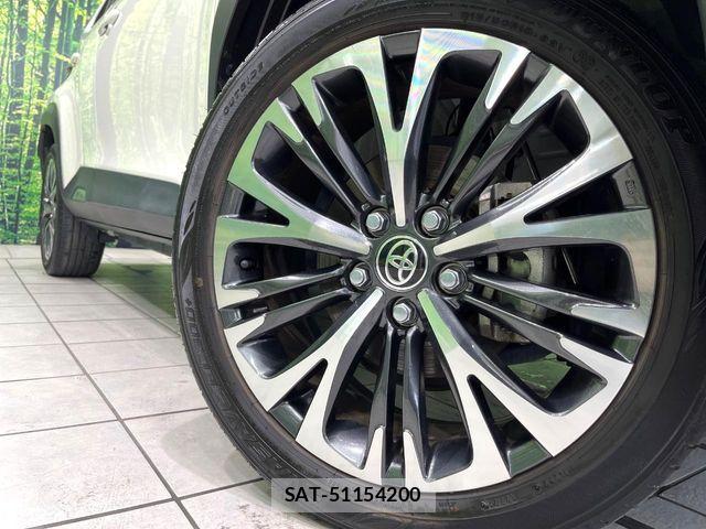 Toyota YARIS CROSS 2021-09 8318332-12