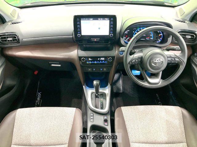 Toyota YARIS CROSS 2020-10 8318333-1