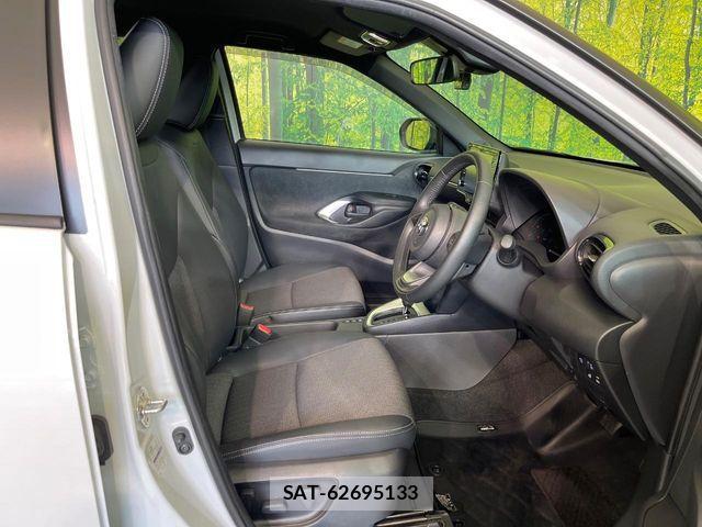 Toyota YARIS CROSS 2024-01 8318326-7