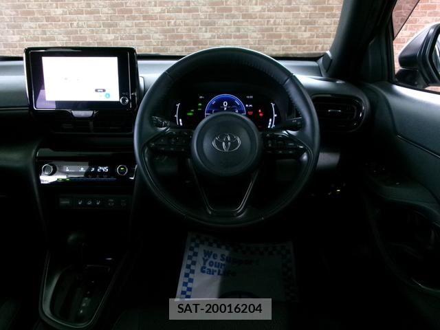 Toyota YARIS CROSS 2025-01 8318322-14