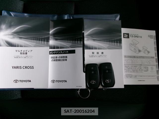 Toyota YARIS CROSS 2025-01 8318322-24