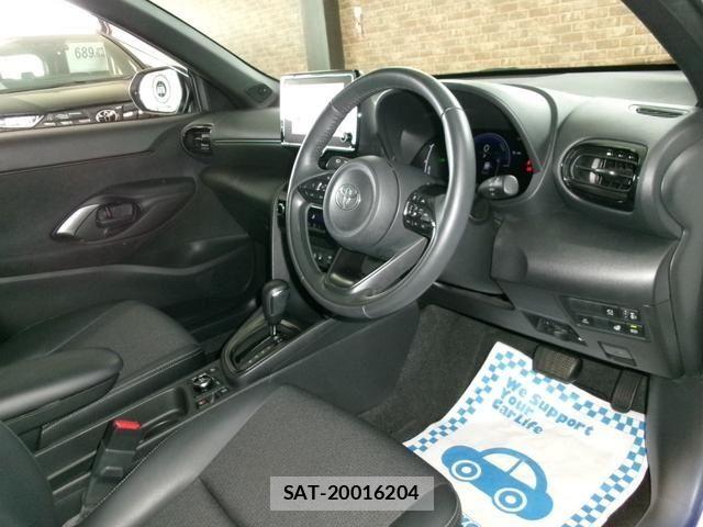 Toyota YARIS CROSS 2025-01 8318322-3