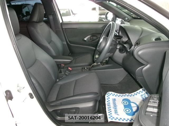 Toyota YARIS CROSS 2025-01 8318322-4