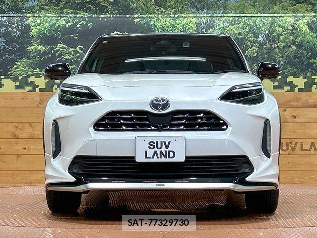 Toyota YARIS CROSS 2024-03 8334912-13
