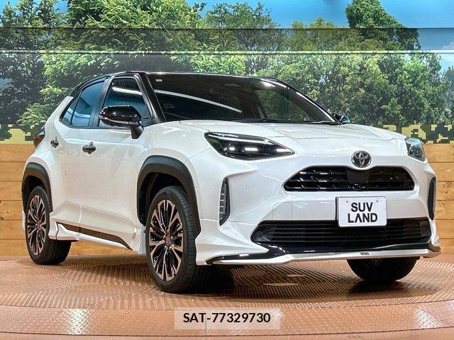 Toyota YARIS CROSS 2024-03 8334912-15