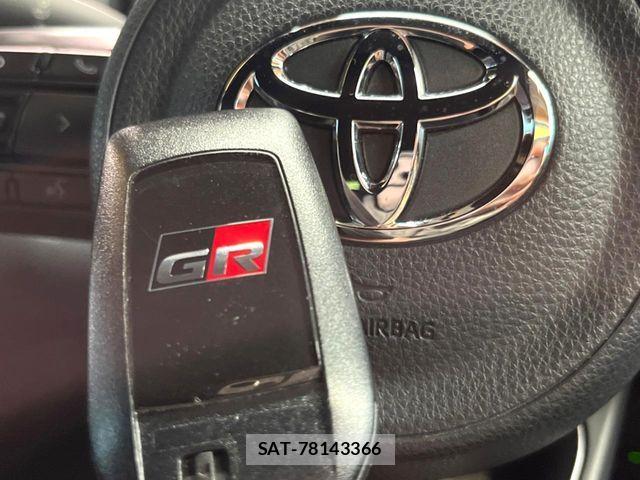 Toyota YARIS CROSS 2023-04 8338671-9