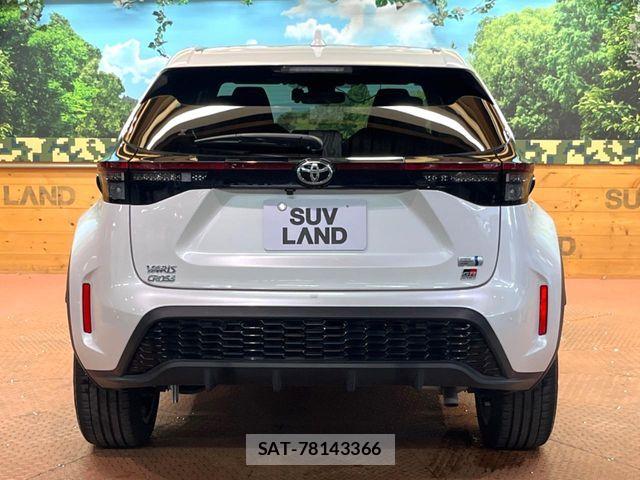 Toyota YARIS CROSS 2023-04 8338671-16