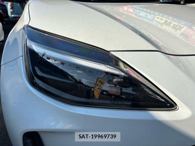 Toyota YARIS CROSS 2021-08 8338676-17