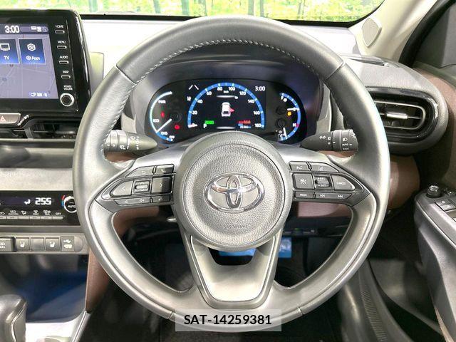 Toyota YARIS CROSS 2021-06 8338669-9
