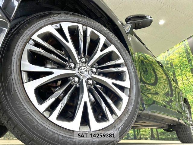 Toyota YARIS CROSS 2021-06 8338669-12