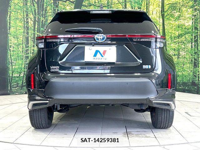 Toyota YARIS CROSS 2021-06 8338669-14