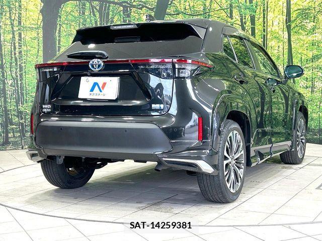 Toyota YARIS CROSS 2021-06 8338669-16