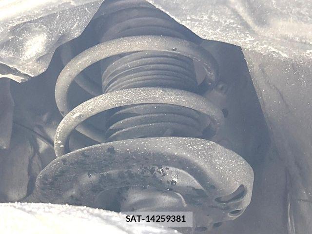 Toyota YARIS CROSS 2021-06 8338669-19