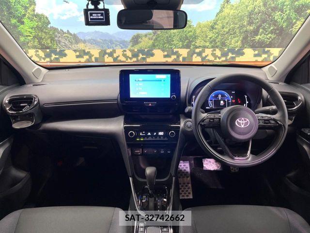 Toyota YARIS CROSS 2025-09 8338673-1