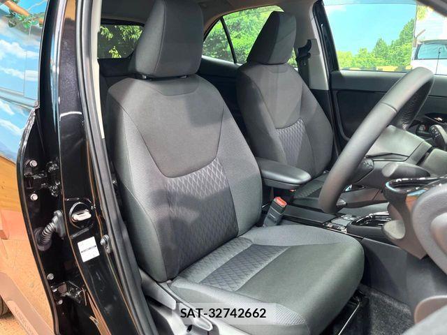Toyota YARIS CROSS 2025-09 8338673-8