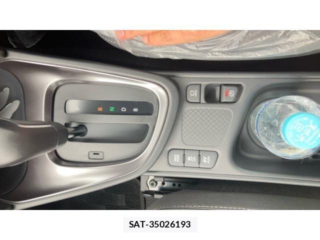 Toyota YARIS CROSS 2026-02 8338666-10
