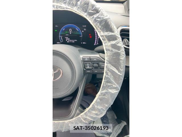 Toyota YARIS CROSS 2026-02 8338666-13