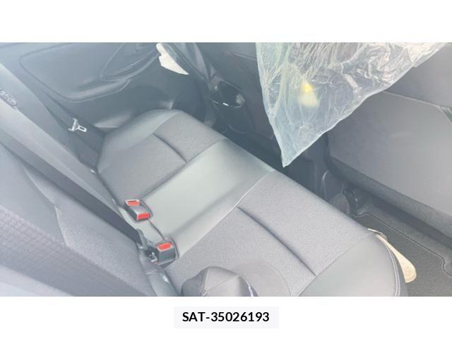 Toyota YARIS CROSS 2026-02 8338666-18