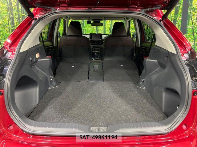 Toyota YARIS CROSS 2021-01 8334922-10