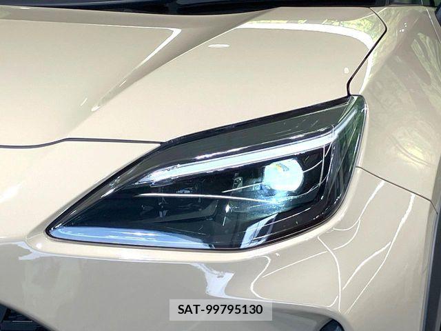 Toyota YARIS CROSS 2022-07 8337942-11