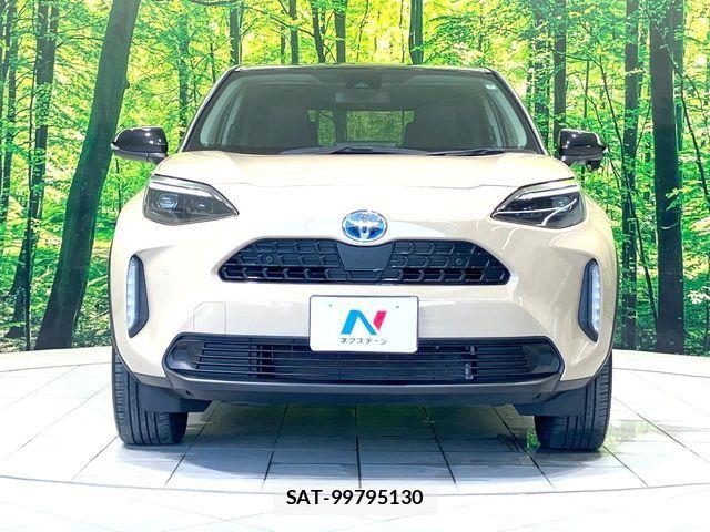 Toyota YARIS CROSS 2022-07 8337942-13