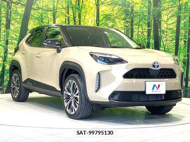 Toyota YARIS CROSS 2022-07 8337942-15