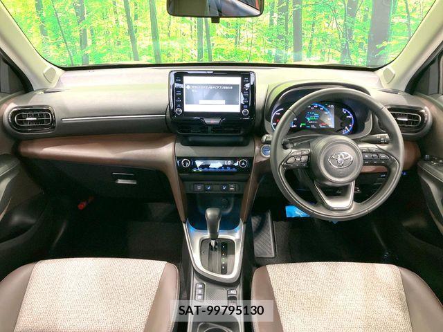 Toyota YARIS CROSS 2022-07 8337942-1