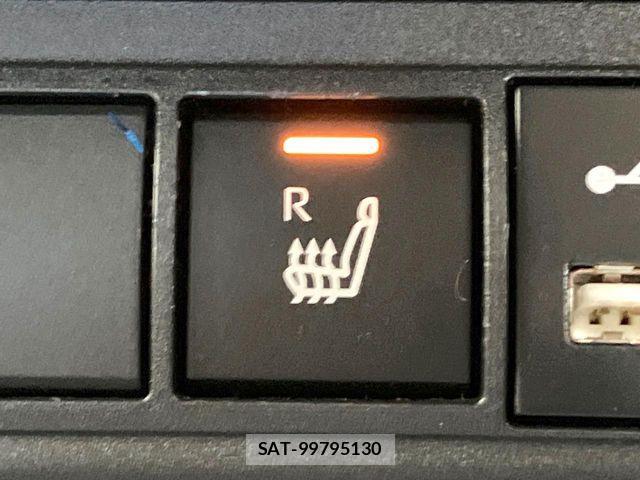 Toyota YARIS CROSS 2022-07 8337942-6