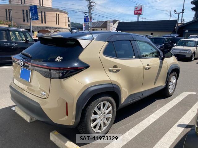 Toyota YARIS CROSS 2021-08 8338677-3