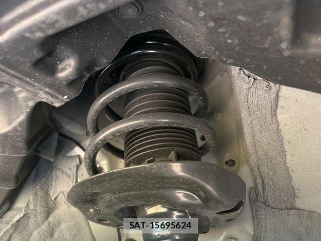 Toyota YARIS CROSS 2025-03 8338664-19