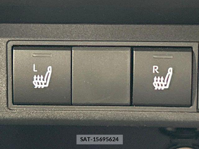 Toyota YARIS CROSS 2025-03 8338664-5
