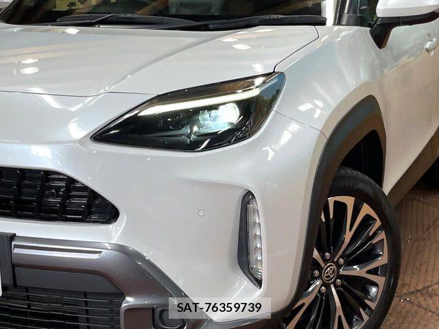 Toyota YARIS CROSS 2023-11 8338674-11