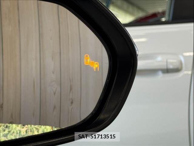 Toyota YARIS CROSS 2020-11 8338675-10