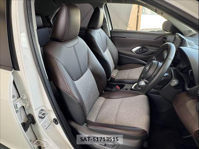 Toyota YARIS CROSS 2020-11 8338675-4
