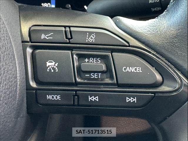 Toyota YARIS CROSS 2020-11 8338675-7