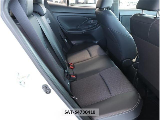 Toyota YARIS CROSS 2024-01 8338670-16