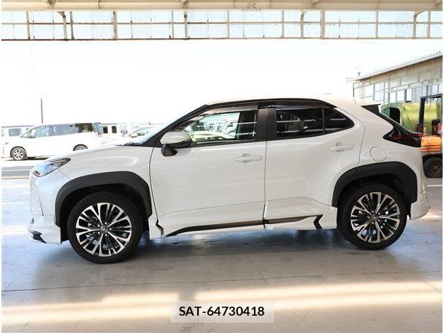 Toyota YARIS CROSS 2024-01 8338670-27