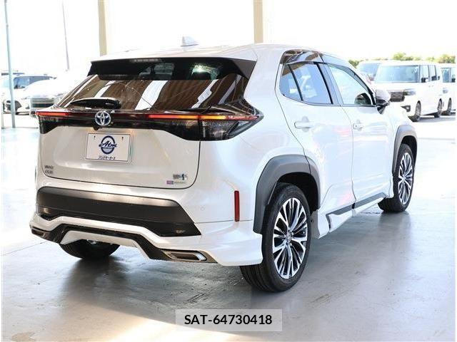 Toyota YARIS CROSS 2024-01 8338670-6