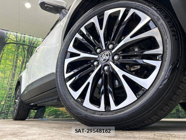Toyota YARIS CROSS 2024-12 8355962-12