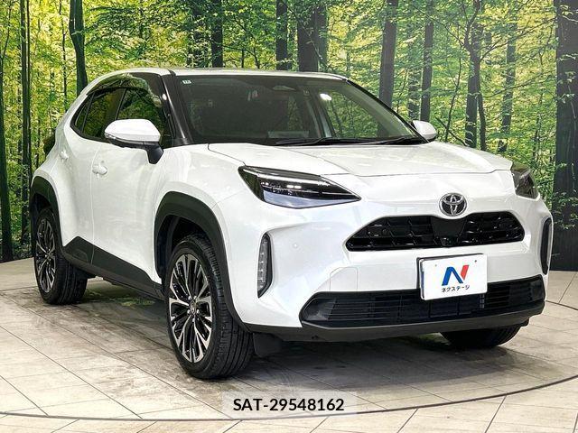 Toyota YARIS CROSS 2024-12 8355962-15