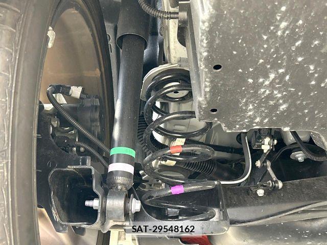 Toyota YARIS CROSS 2024-12 8355962-19