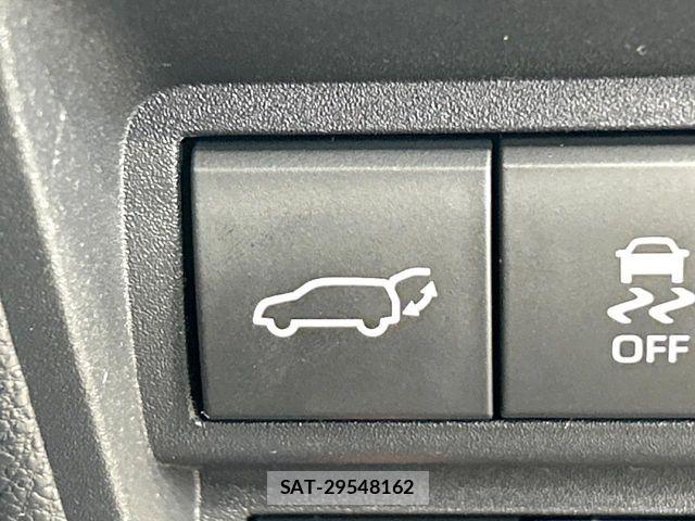 Toyota YARIS CROSS 2024-12 8355962-6