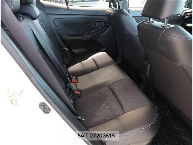 Toyota YARIS CROSS 2025-01 8355961-14