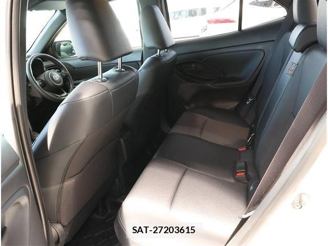 Toyota YARIS CROSS 2025-01 8355961-16