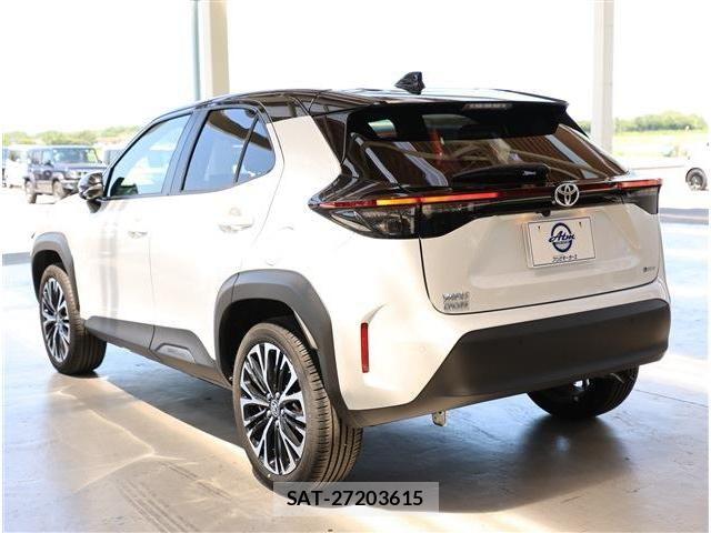 Toyota YARIS CROSS 2025-01 8355961-24