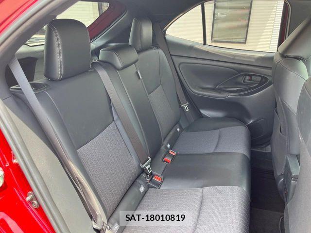Toyota YARIS CROSS 2023-12 8355960-10