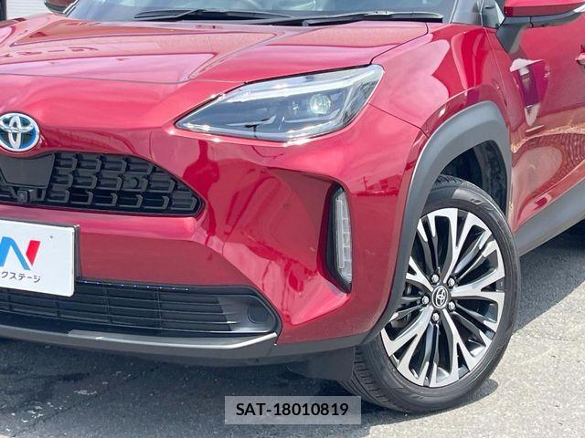 Toyota YARIS CROSS 2023-12 8355960-13